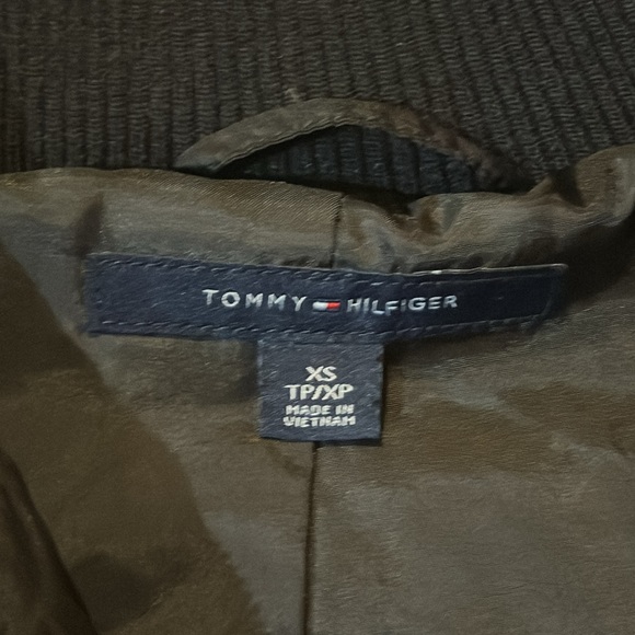 Tommy Hilfiger Women’s Hooded Sweater Jacket, full zipper and pockets, size XS - Picture 3 of 4